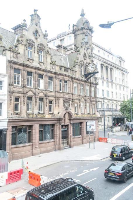 The V.I.P Suite - Sleeps 24! Best For Large Groups Liverpool Buitenkant foto