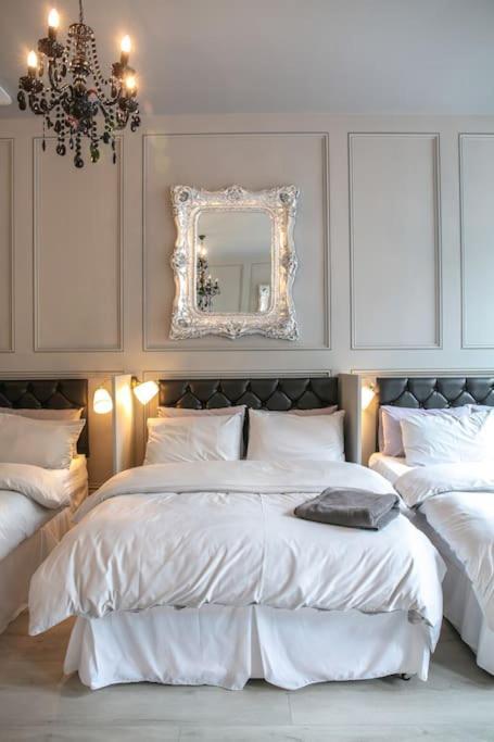 The V.I.P Suite - Sleeps 24! Best For Large Groups Liverpool Buitenkant foto