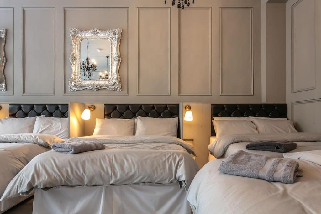 The V.I.P Suite - Sleeps 24! Best For Large Groups Liverpool Buitenkant foto