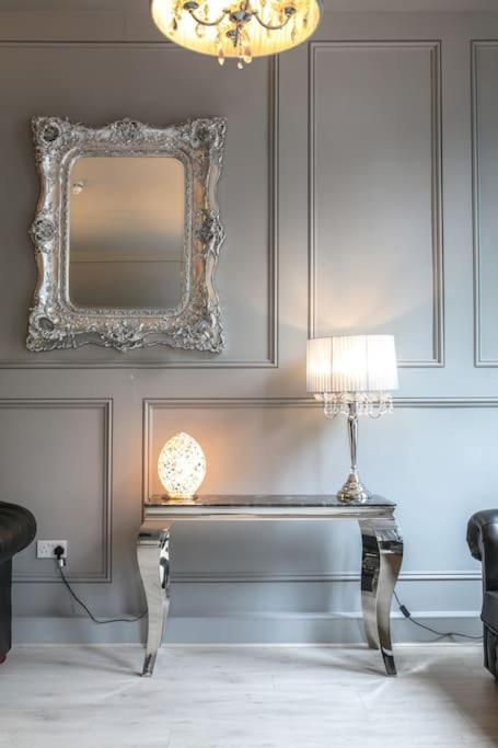 The V.I.P Suite - Sleeps 24! Best For Large Groups Liverpool Buitenkant foto