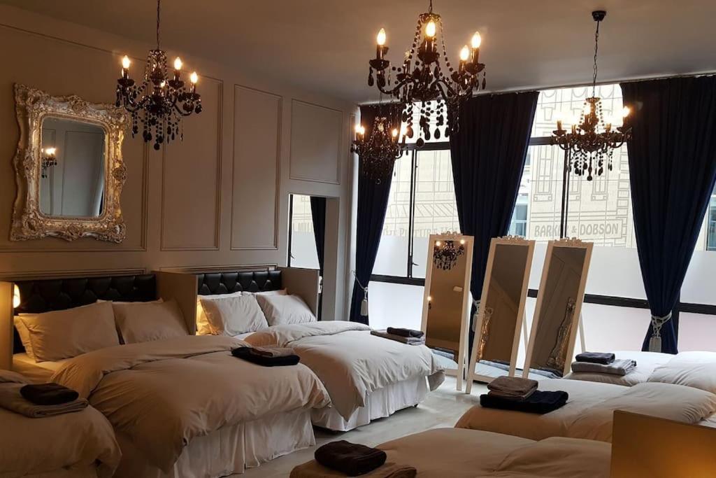The V.I.P Suite - Sleeps 24! Best For Large Groups Liverpool Buitenkant foto